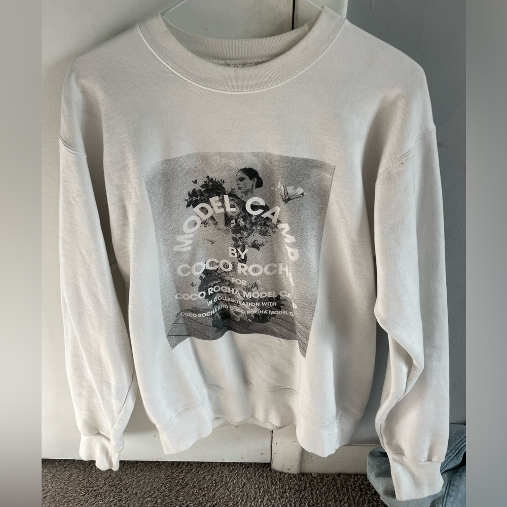 Coco Rocha model camp sweat shirt size s/m